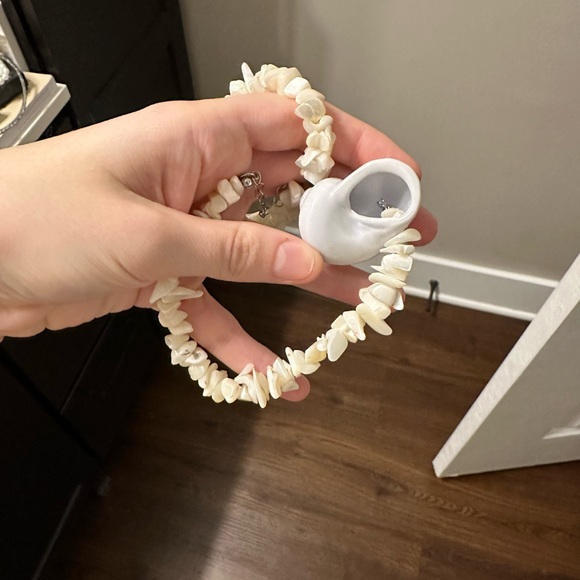 Shell choker - Picture 2 of 2
